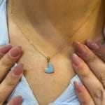 آویز طلا زنانه طرح قلب مینا کاری - Image 2